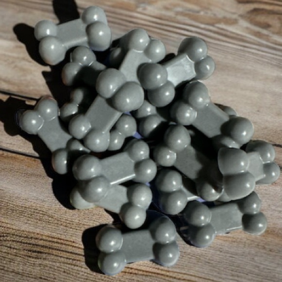 Hand Crafted Soap - Bones🐾 Charcoal Soap - Picture 2 of 4